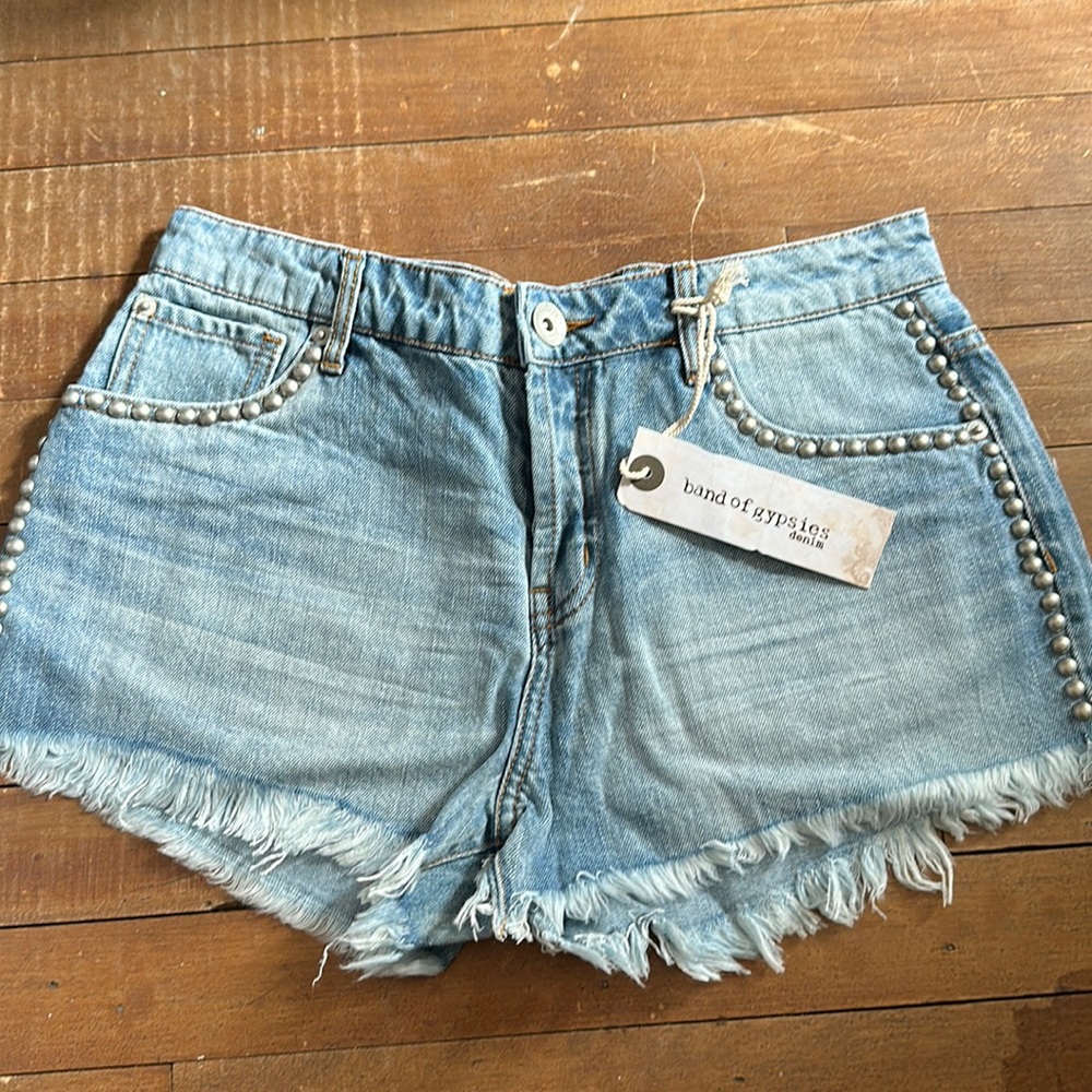 Rose shorts with studs juniors 26 band of gypsies denim jeans